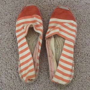 Striped flat espadrilles